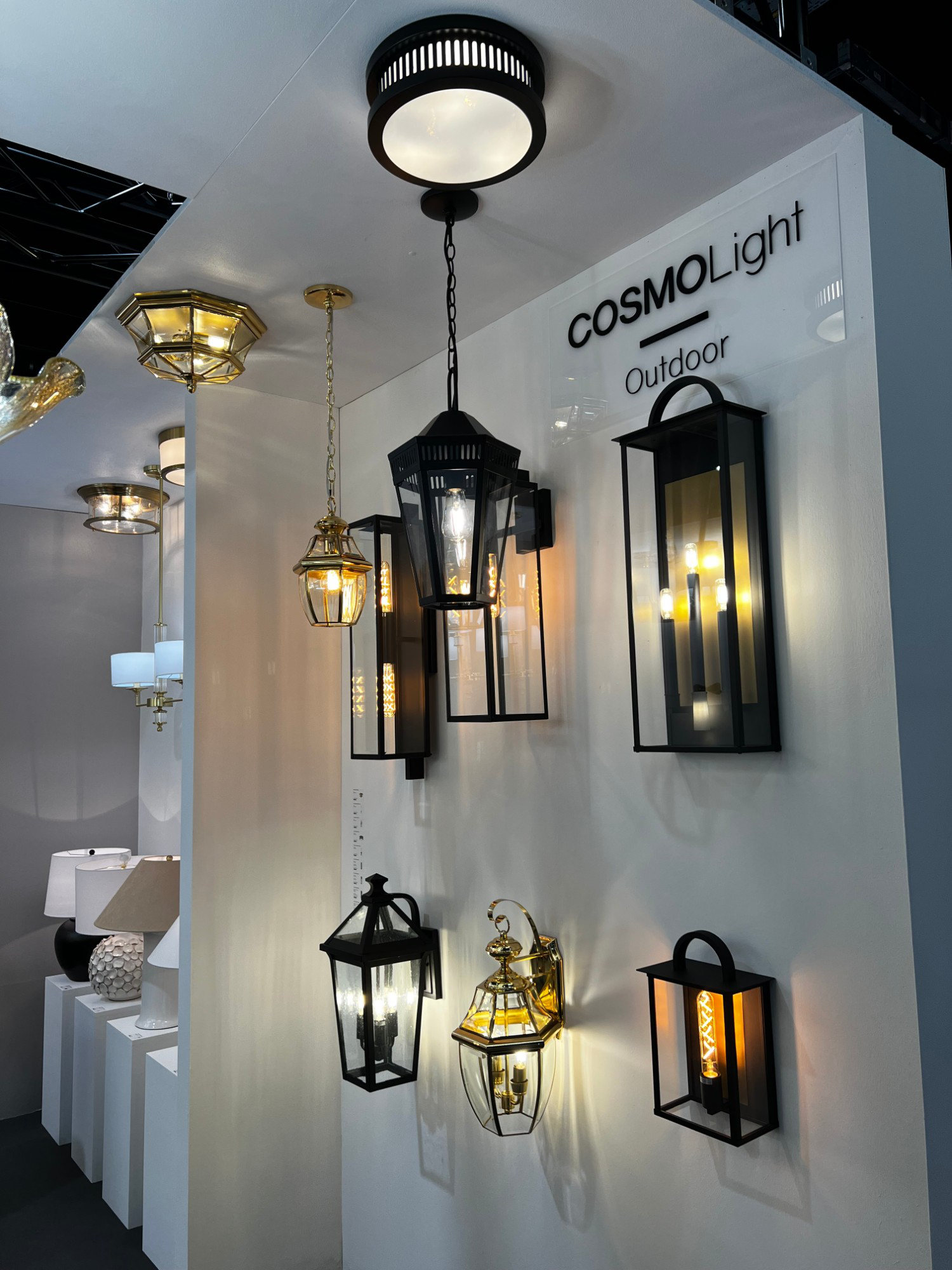 Ekspozycja COSMOLight Outdoor na targach Warsaw Home 2025